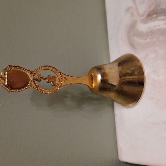 Vintage Brass Souvenir Bell From Graceland Small Guitar Charm Below The Shield - Picture 2 of 4